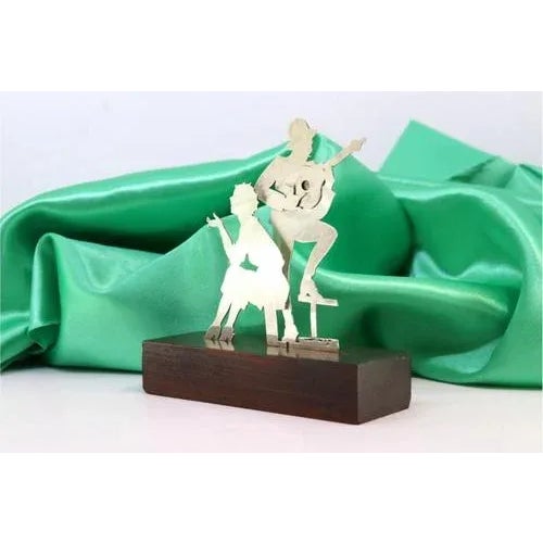 Fado Singers in Silver For Sale - Image 6 of 6