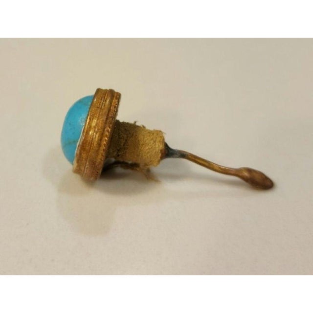 Offered is a stunning, highly decorative Chinese snuff bottle crafted in the classic "Peking Glass" tradition. This piece...