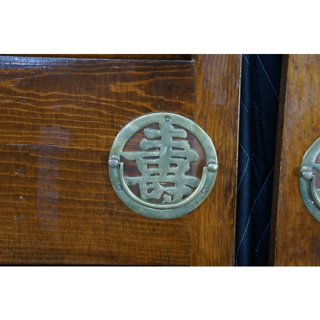 Pair Mid-Century Chinoiserie Elm Louvered Double Bi Fold Doors Brass Shou Pulls For Sale - Image 6 of 18