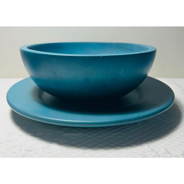 Ralph Lauren Vintage Pair of Ralph Lauren Wooden Serving Bowls With Under Liners in Blue - 4 pcs For Sale - Image 4 of 12