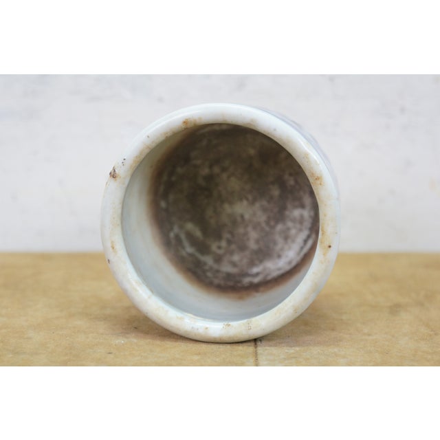 Antique 19th C Chinese Porcelain Blue & White Brush Pot Cachepot Flower Planter For Sale - Image 4 of 9