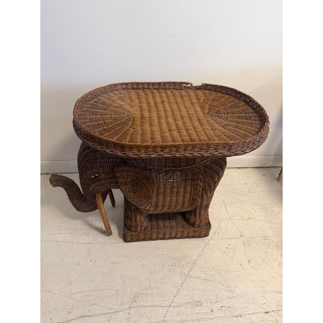 Burnt Umber Vintage Wicker Elephant Tray Table Natural Finish For Sale - Image 8 of 12
