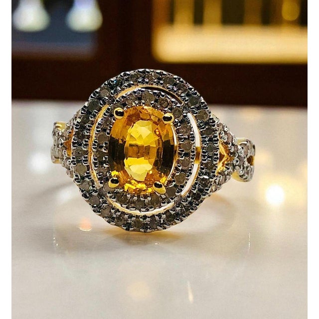 Late 20th Century Bochic “Orient” Vintage Yellow Sapphire & Cognac Diamond Ring Set In 18K Gold & Silver For Sale - Image 5 of 13