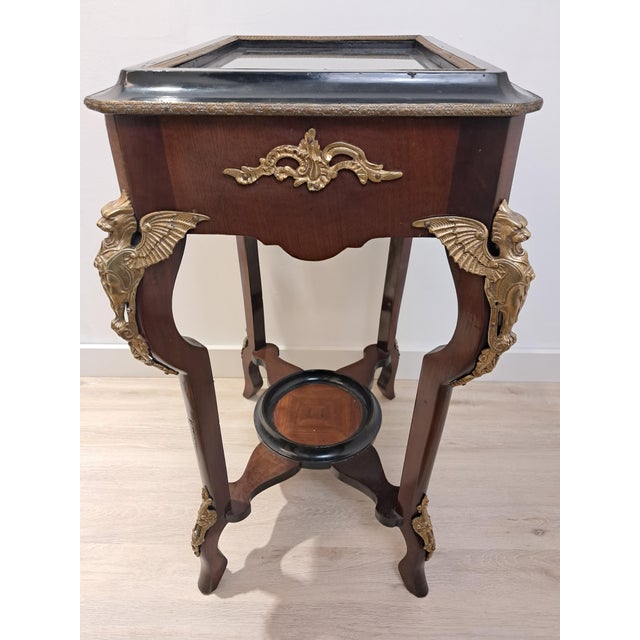 Brown Napoleon III Style Display Case, Late 19th Century For Sale - Image 8 of 9