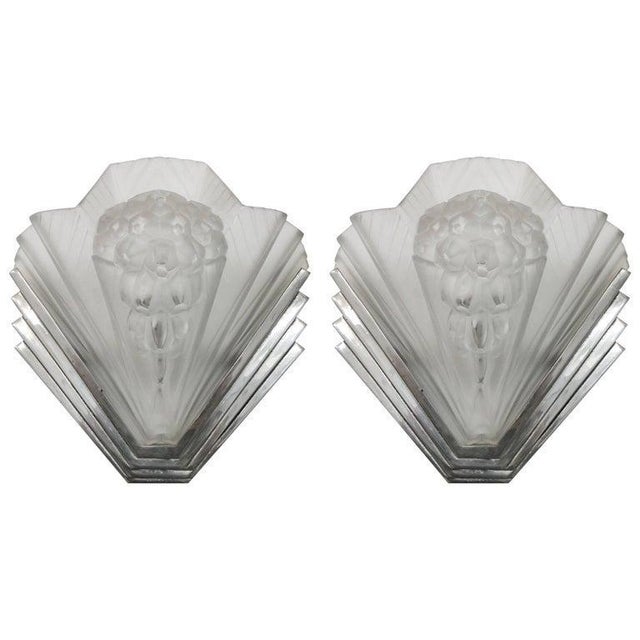 Mid 20th Century French Art Deco Pendant Chandelier signed by Atelier Petitot For Sale - Image 5 of 6