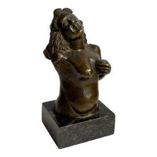 Antique 19th C. Bronze Sculpture of a Nude Female For Sale