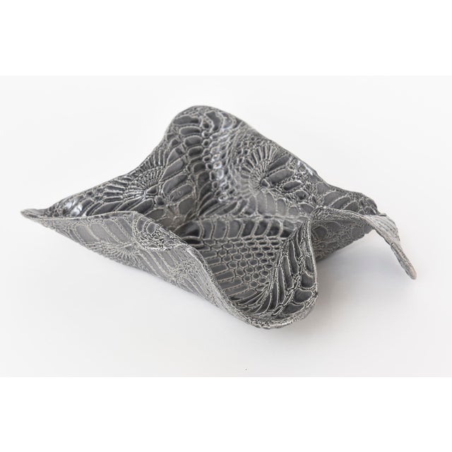 Mid-Century Modern Vintage Biomorphic Snakeskin Embossed Ceramic Bowl, Gray, Charcoal, White For Sale - Image 3 of 11