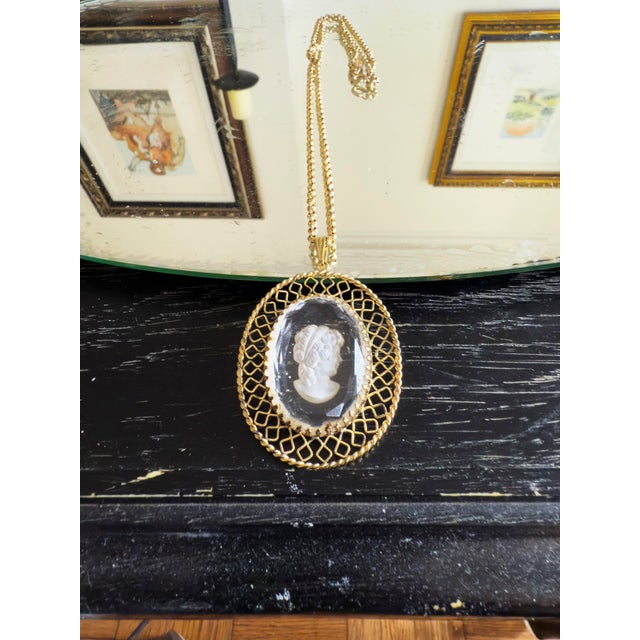 Vintage Early 20th Century Whiting & Davis Intaglio Cameo Pendant Necklace For Sale - Image 9 of 11