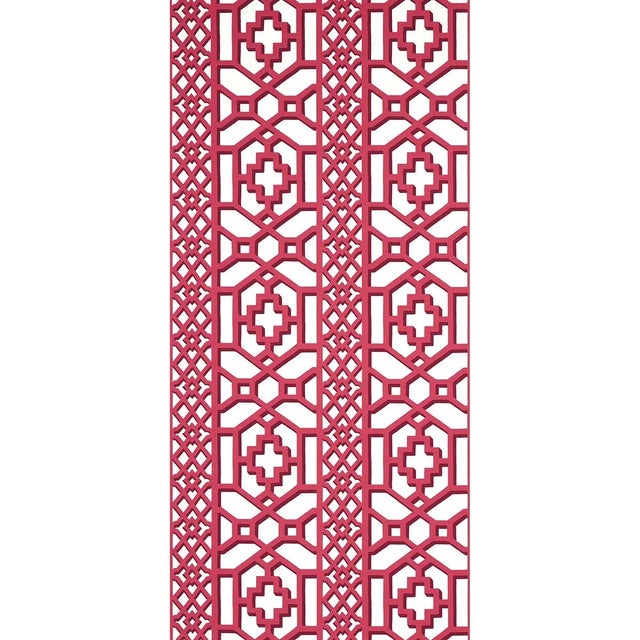 Inspired by Elsie de Wolfe’s trellised rooms, Zanzibar Trellis is a fretwork pattern from the 1970s with modern, graphic...