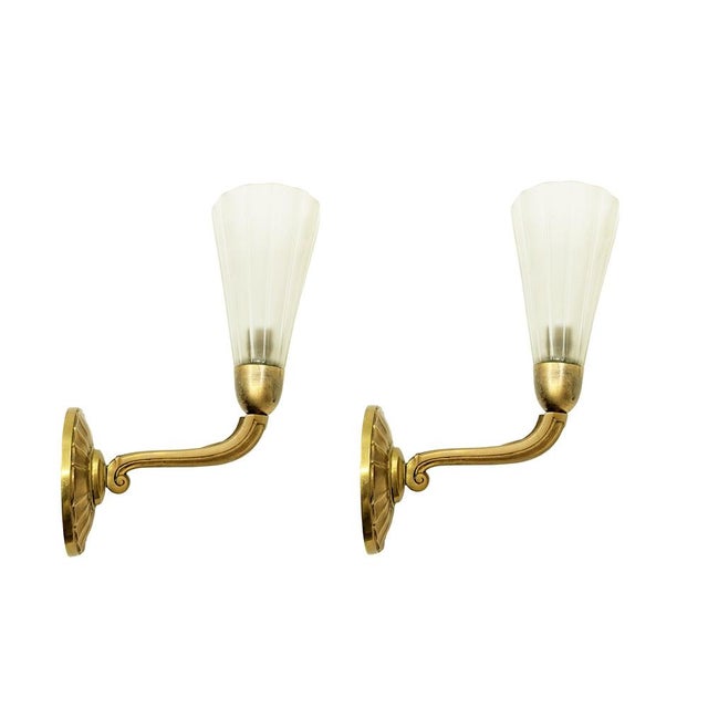 Italian Art Deco Brass Sconces with Murano Glass Shade, 1930s, Set of 2 For Sale - Image 4 of 18