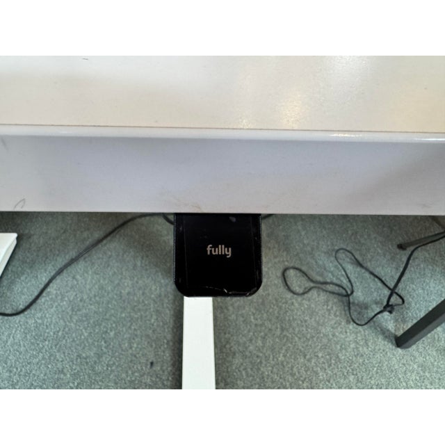 Fully for Herman Miller Standing Desk, White For Sale In San Francisco - Image 6 of 12