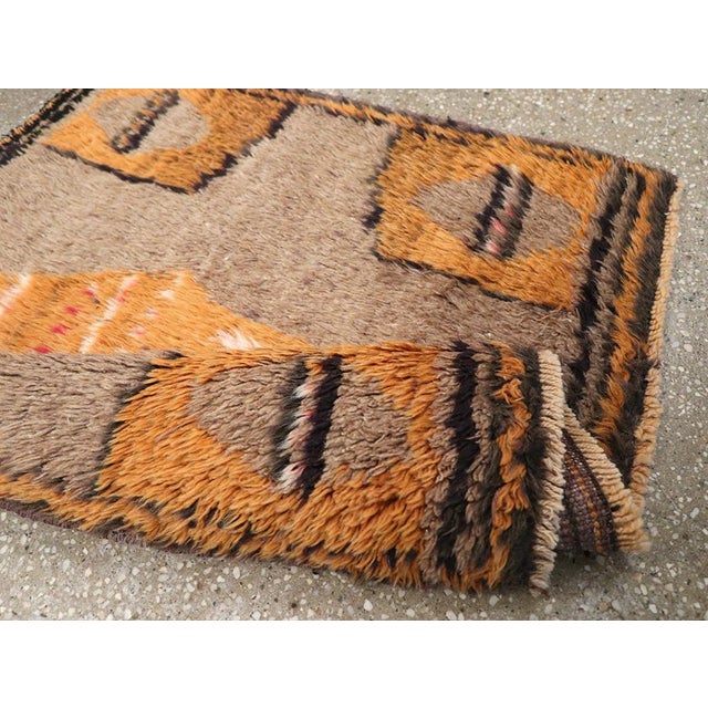 Textile Galerie Shabab Collection Mid-20th Century Turkish Konya Rug For Sale - Image 7 of 7