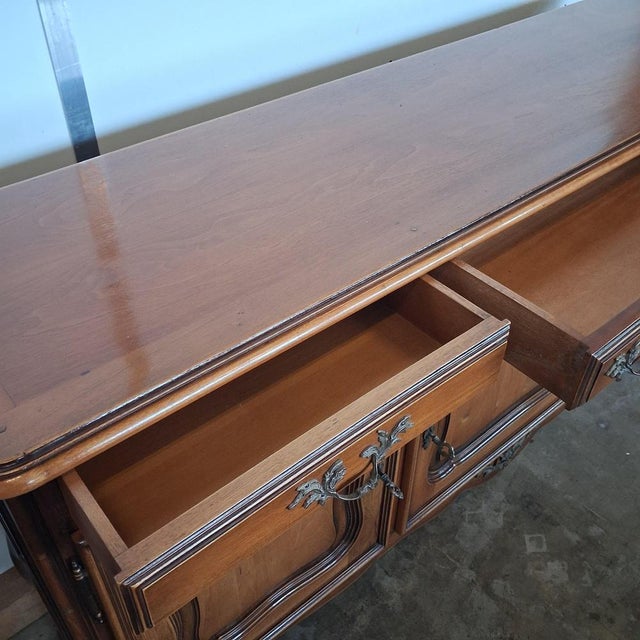 Louis XV Style Sideboard in Walnut, 1900 For Sale - Image 18 of 18