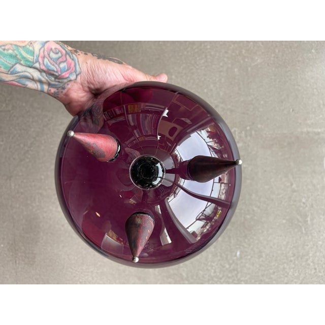 1980s 1980s Memphis Design Ettore Sottsass Style Metal Footed Amethyst Glass Bowl Fontana Arte Style For Sale - Image 5 of 12