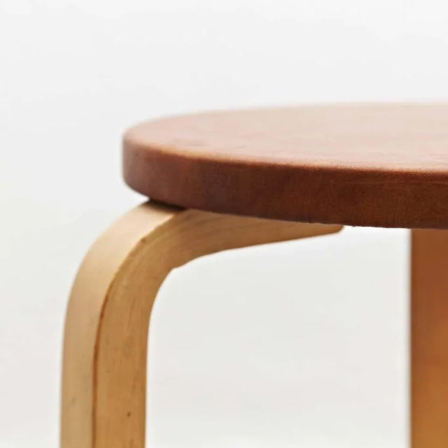 Artek Alvar Aalto Stool in Leather for Artek, 1960s For Sale - Image 4 of 11