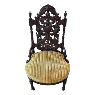 Early 20th Century Antique Victorian Carved Walnut Chair For Sale