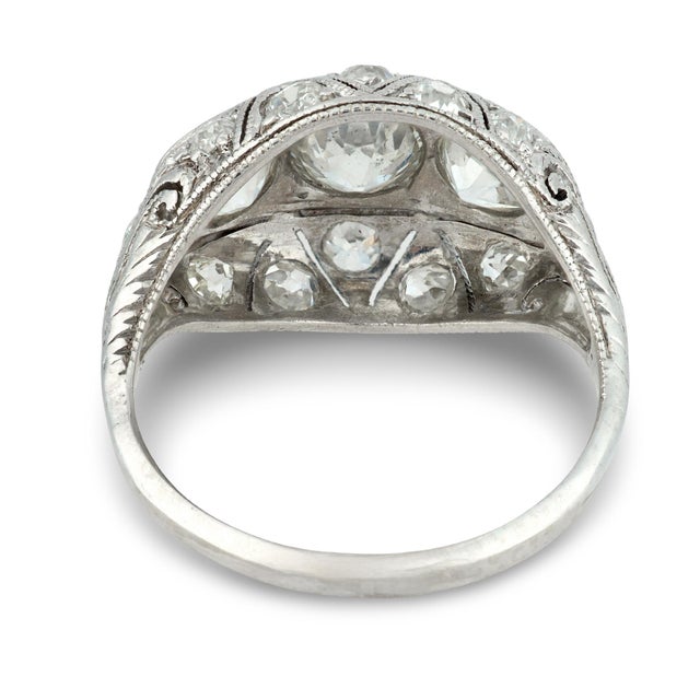 1910s Edwardian 1.50 Carat Old European Cut Diamond Platinum Ring, Size 6 For Sale In Los Angeles - Image 6 of 8