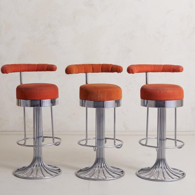 1970s Italian Chrome Bar Stool in Original Orange Upholstery, 1970s - 3 Available For Sale - Image 5 of 11