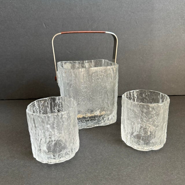 Mid Century Hoya Ice Bucket & Rocks Glasses MCM Frosted Glass Ice Cube Set of 3 Such a cool set, looks like ice cubes or...