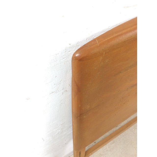 Mid Century Modern Full Size Headboard by Heywood Wakefield For Sale - Image 14 of 17