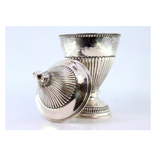 Fluted Silver Candy Box with Engraved Plant Motifs and Knob Lid For Sale - Image 5 of 8