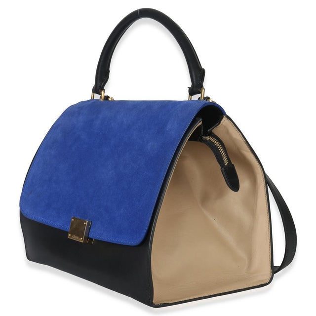 Item #: 152900 Interior Material: Leather Size: Small Features Interior: One pockets Dimensions: 11.5 x 9 x 6.5 in Handbag...