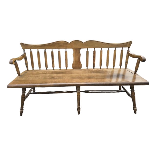 1960s Rockingham Maple Colonial Cattail Deacon's Bench Farmhouse For Sale