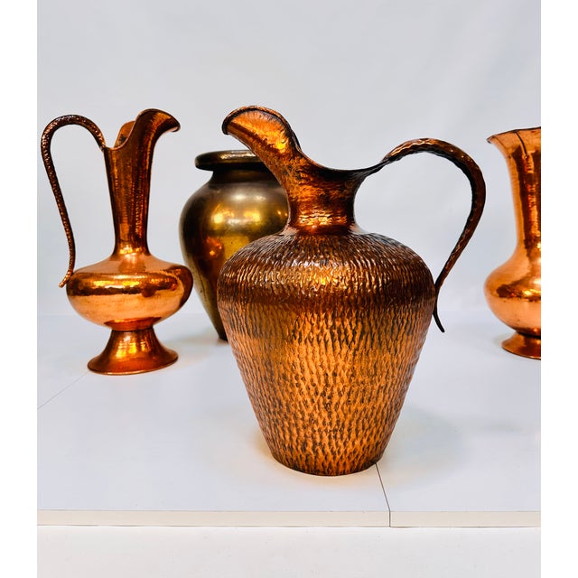 Large Jug Vase in Embossed Copper attributed to Egidio Casagrande, Italy, 1950s For Sale - Image 11 of 15