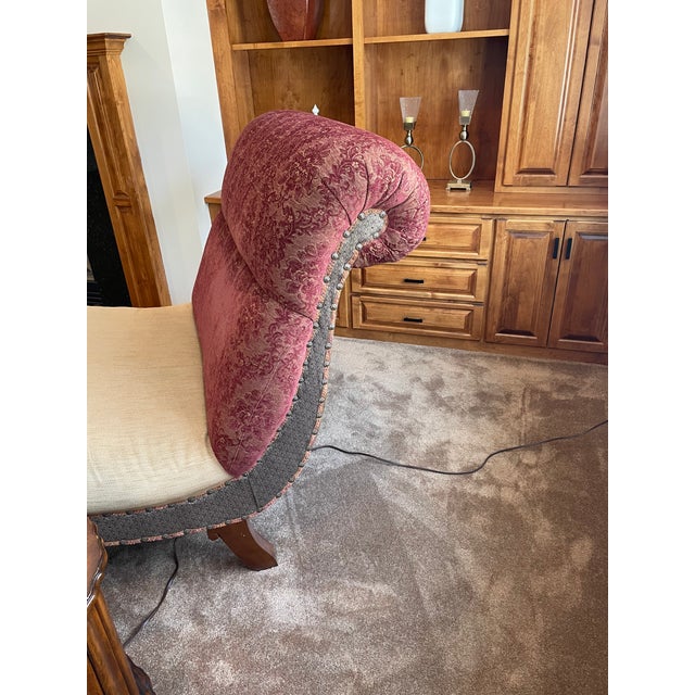 Traditional Oversized Chaise Lounge For Sale - Image 9 of 14