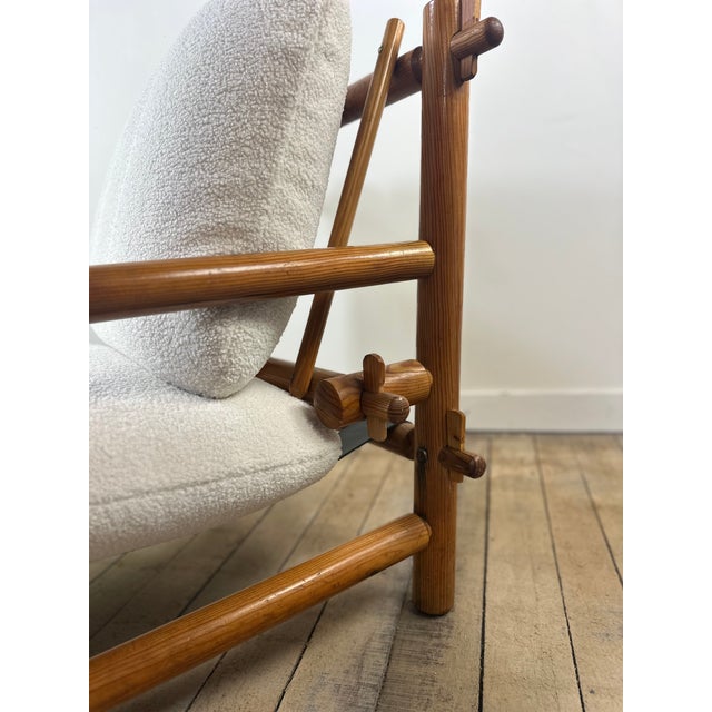 Vintage Lounge Chair in Pine and Ecru Bouclé Fabric, 1970s For Sale - Image 6 of 12