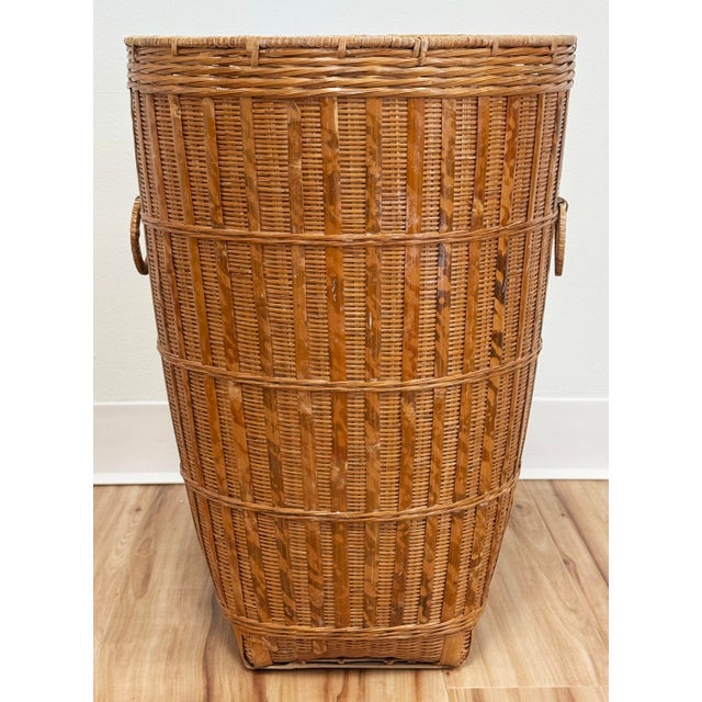 Vintage tall woven split reed basket with round handles. Ideal decorative accessory, planter or even umbrella stand. Age...