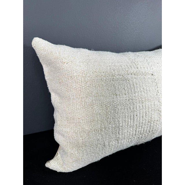Turkish Hemp Pillow Cushion Natural Beige Pillow Cushion Cover 16" x 24" For Sale - Image 4 of 4