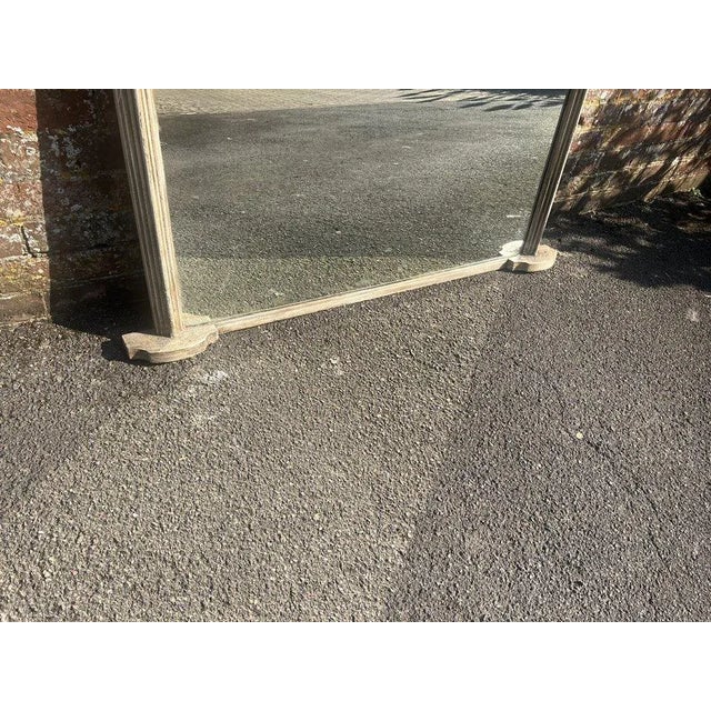 Large English 19th Century Painted Overmantle Mirror, in Very Good conditions. Designed before 1890