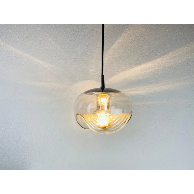 Mid-Century Modern Transparent Glass Pendant Lamp by Koch & Lowy for Peill and Putzler, 1960 For Sale - Image 3 of 13
