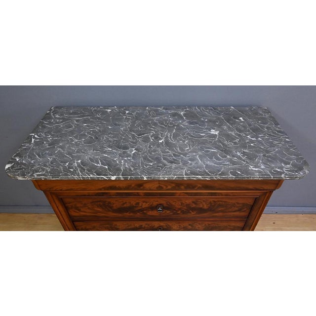 Louis Philippe Style Mahogany Chest of Drawers, Late 19th Century For Sale - Image 4 of 18