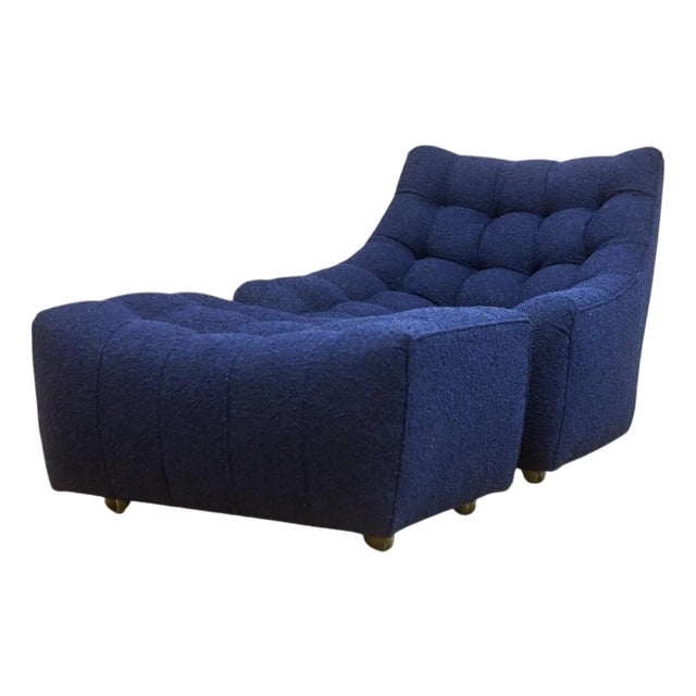 Mid 20th Century Styled After Milo Baughman for Thayer Coggin Scoop Chair For Sale