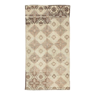 Galerie Shabab Collection Mid-20th Century Handmade Turkish Anatolian Accent Rug For Sale