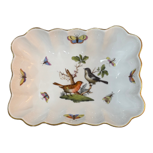 Mid 20th Century Herend Rothschild Scalloped Edge Nut Dish