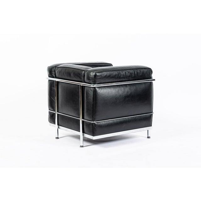 Animal Skin Authentic Cassina Lc2 Black Leather Petit Lounge Chair by Le Corbusier, 4x Avail For Sale - Image 7 of 16