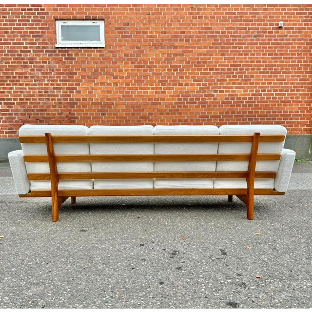 Model GE-236 4-Seater Sofa by Hans J. Wegner for Getama, Denmark, 1960s For Sale - Image 6 of 18
