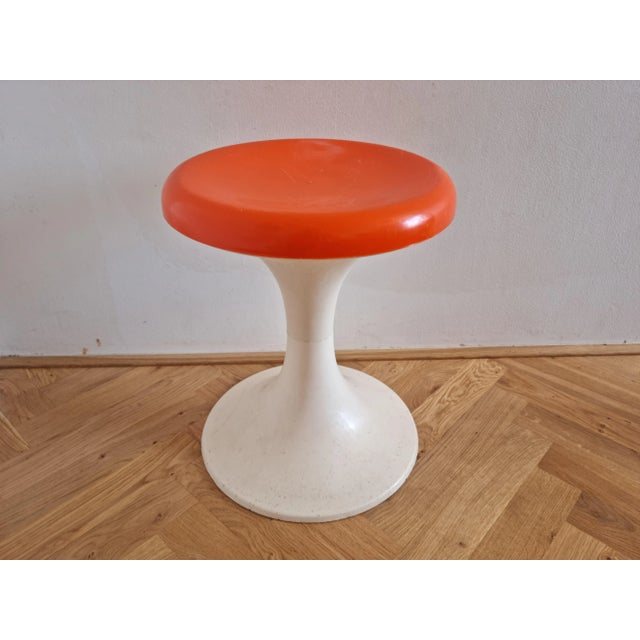 Mid-Century Tulip Stool, Germany, 1970s, in Very Good conditions. Designed 1970 to 1979