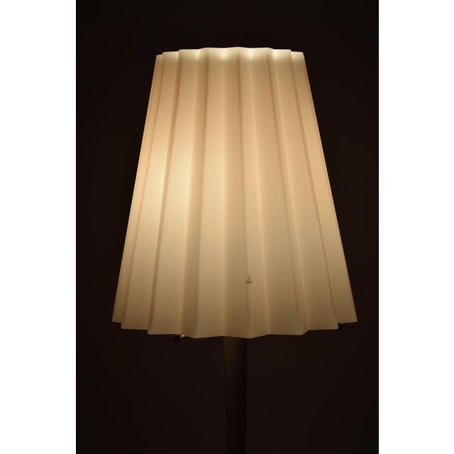Pink Pleaded Murano Glass Table Lamp, 1999 For Sale - Image 3 of 12