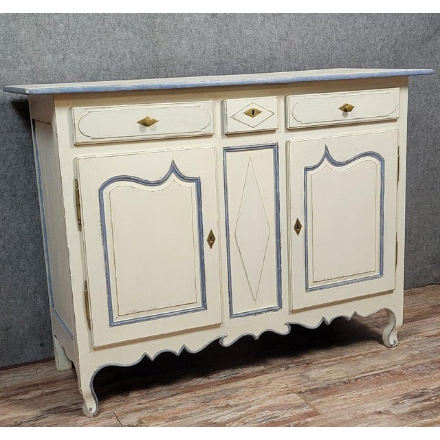 Large Louis XV Buffet in Lacquered Wood For Sale - Image 3 of 7