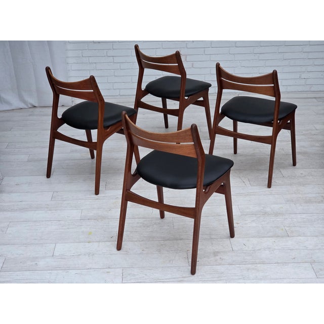 Mid-Century Modern Danish Dining Chairs from Erik Buck, 1960s, Set of 4 For Sale - Image 3 of 18