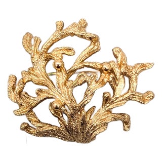 Vintage 1970s Signed Napier Goldtone "Coral" Brooch For Sale