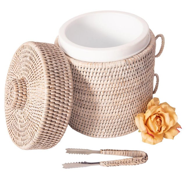 Artifacts Rattan Ice Bucket with Tongs in White Wash 9" - 2 Pieces For Sale In Houston - Image 6 of 7