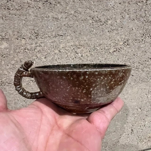 Coffee 1970s Studio Art Pottery Lizard Coffee Cup Serpent Mug For Sale - Image 8 of 9