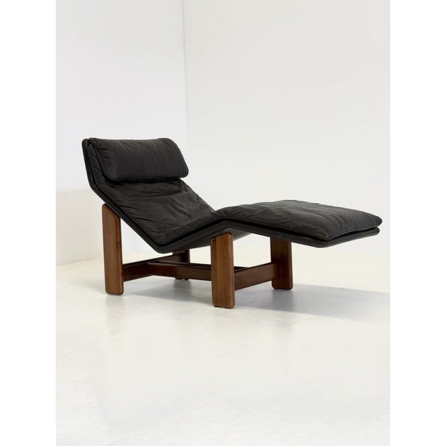 Periplo Chaise Longue attributed to Tarcisio Colzani for Mobil Girgi, 1970s, in Very Good conditions. Designed 1970 to...