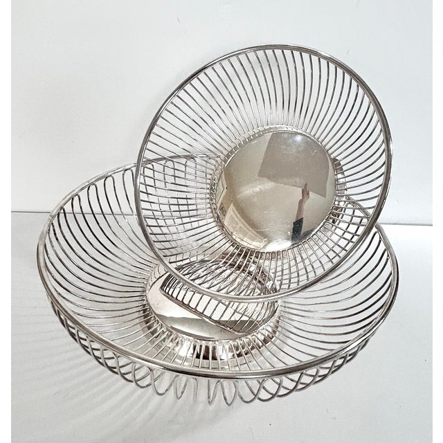 Mid-Century Modern Vintage Silverplate Wire Fruit Baskets, Set of Two Nested Openwork Bowls, Mid-Century Modern Tableware Gorham - Set of 2 For Sale - Image 3 of 7