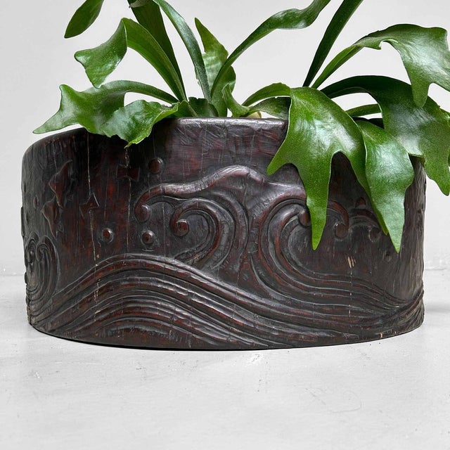 Large Antique Wood Carved Hibachi, 1890s For Sale - Image 13 of 18